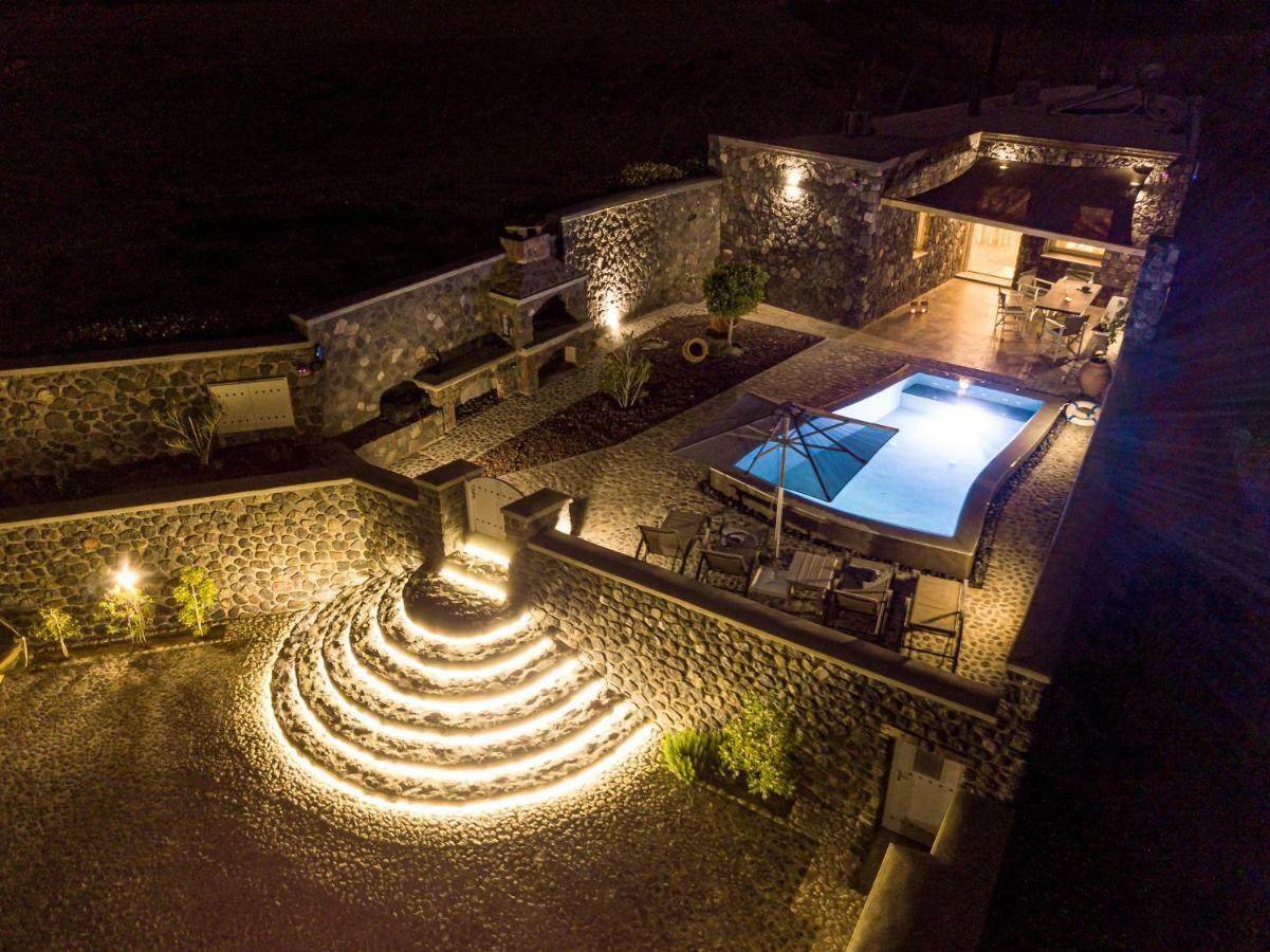 Klimata House - Private Jacuzzi Pool & Bbq Villa Vlychada Exteriör bild